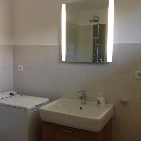 Kleemann's Apartment**** * Zossen