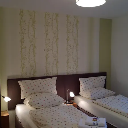 Kleemann's Apartment**** アパート